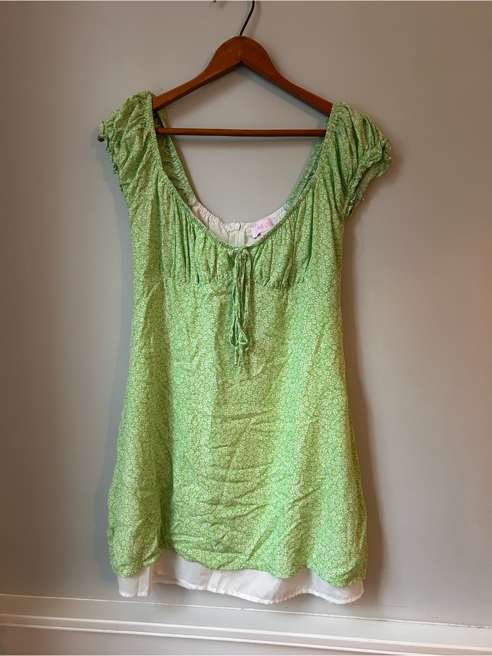 Pink Lily Roadside Daisies Like Green White Floral Mini Dress Size Medium‎